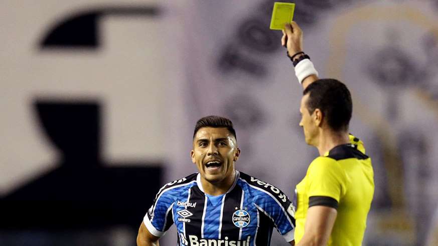 Grêmio corta Pinares de partida contra o Botafogo após meia se recusar a entrar em campo; entenda