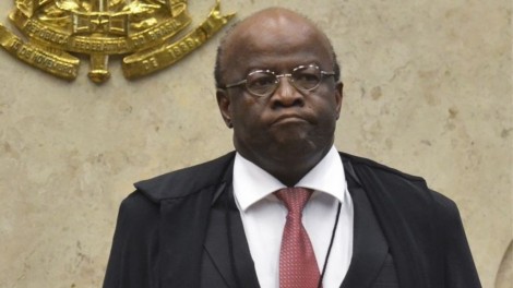 Joaquim Barbosa enlameia reputação