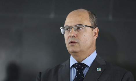 Senador comenta prisão de desembargadores suspeitos de envolvimento em esquema de Witzel (veja o vídeo)