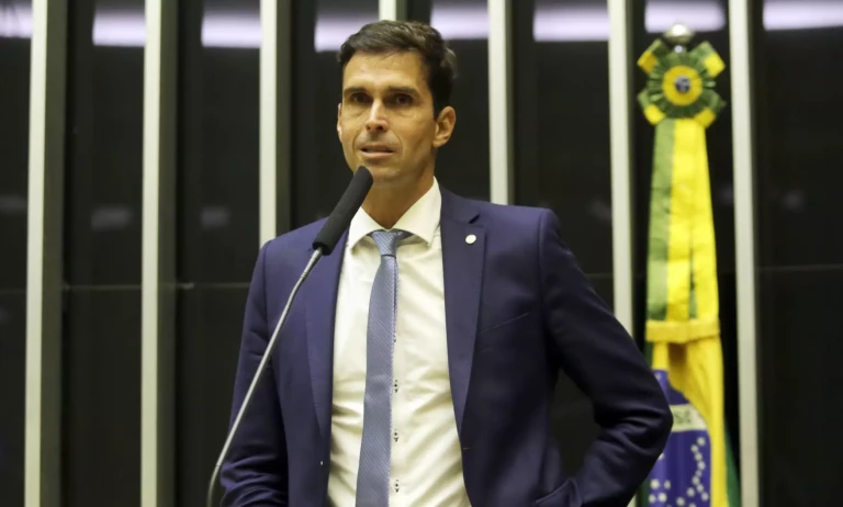 Deputado Luiz Lima ironiza decisão do STF sobre Lula e Moro