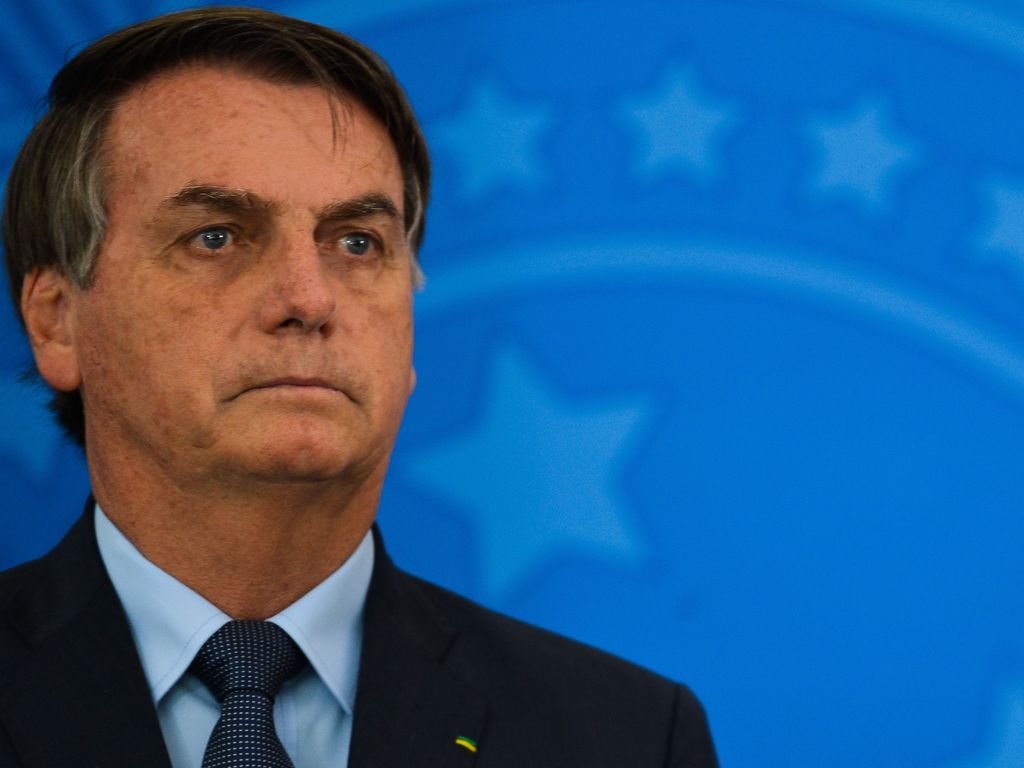 Bolsonaro diz que decreto de suspensão a quarentena já está “pronto"